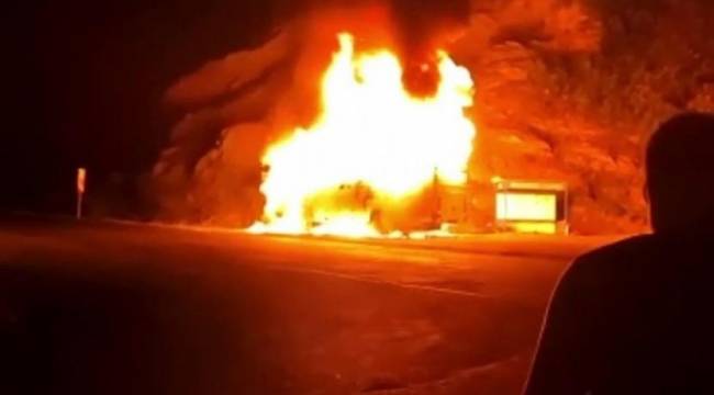 Zonguldak'ta işçi servisi alev aldı