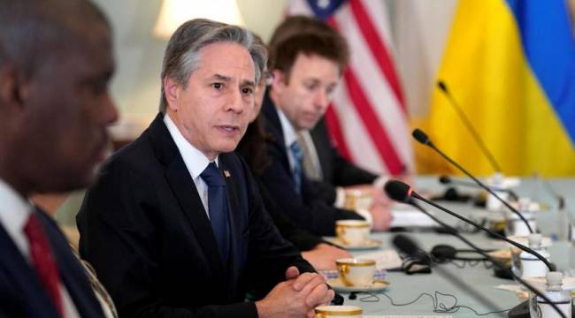 ABD Dışişleri Bakanı'ndan Ukrayna'ya sürpriz ziyaret