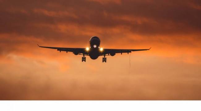 Almanya'da uçakta maske zorunluluğu kalktı