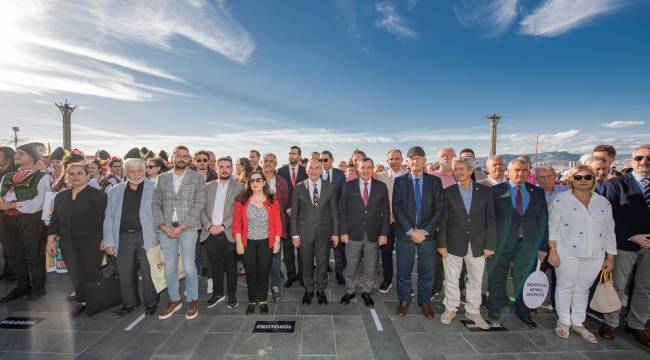 Başkan Soyer: Barışa beraberce sımsıkı sarılmalıyız