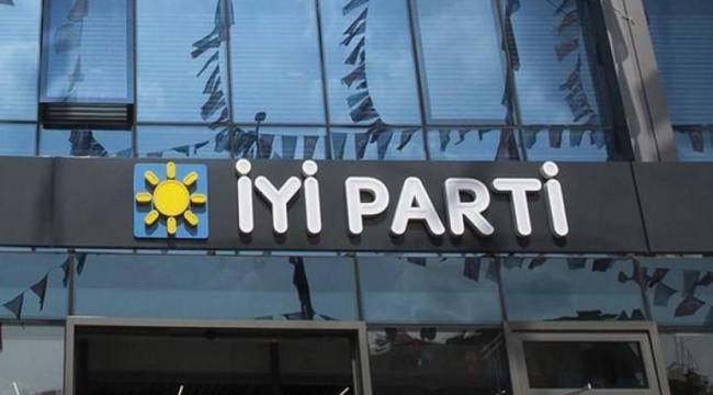 CHP'li Tekin'in 'HDP'ye bakanlık verilebilir' açıklaması sonrası İYİP'ten istifa