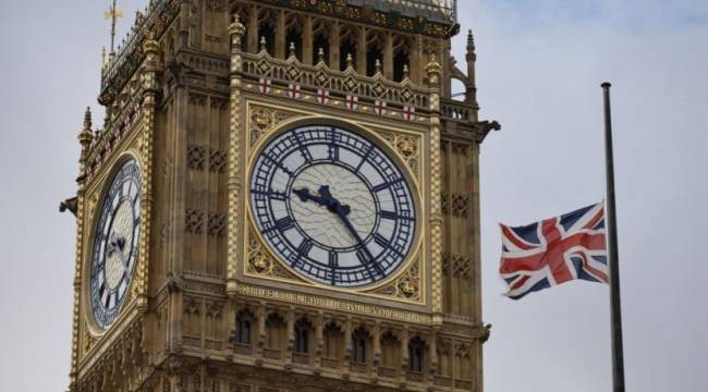 Elizabeth için saygı duruşunda çanları çalmayan Big Ben'e soruşturma