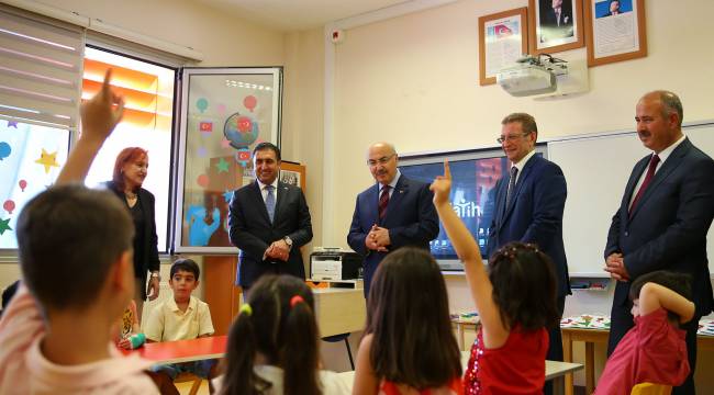 İzmir 2022-2023 Eğitim öğretim yılına hazır!