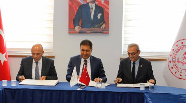 İzmir İl Milli Eğitim Müdürlüğü, İzmir İl Emniyet Müdürlüğü ve TEMŞAD arasında 'İşbirliği Protokolü' İmzalandı