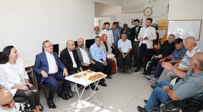 AK Parti İzmir’den ‘30 İlçe Eş Zamanlı programda engelli ve yaşlılara öncelik