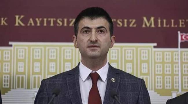 AKP o koltuğu yine kaybetti, Mehmet Ali Çelebi de kurtaramadı