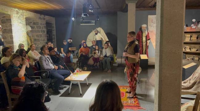 İzmir İl Milli Eğitim Müdürlüğünün, ‘İzmir Masal Geceleri’ devam ediyor