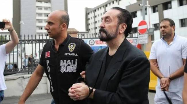 Adnan Oktar&#039;a 8 bin 658 yıl hapis cezası