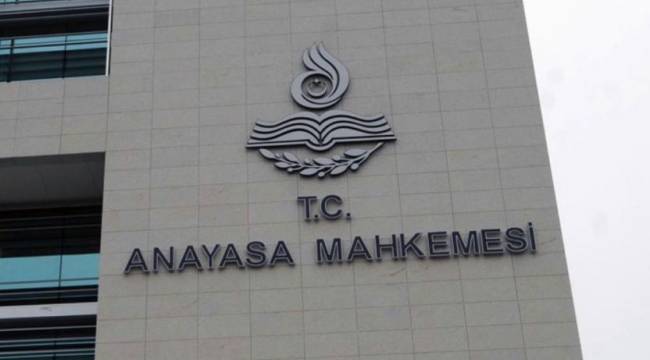 AYM sosyal medya paylaşımı nedeniyle disiplin cezası verilmesini hak ihlali saydı