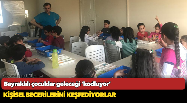 Bayraklılı çocuklar geleceği ‘kodluyor’