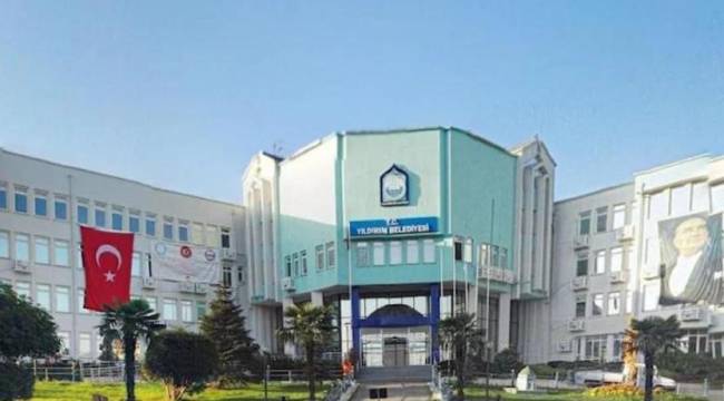 Borç içindeki AKP&#039;li belediyeden reklama 4 milyonluk harcama