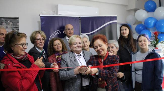 ÇYDD İzmir'den Bayraklı Etkinlik Merkezi açılışı