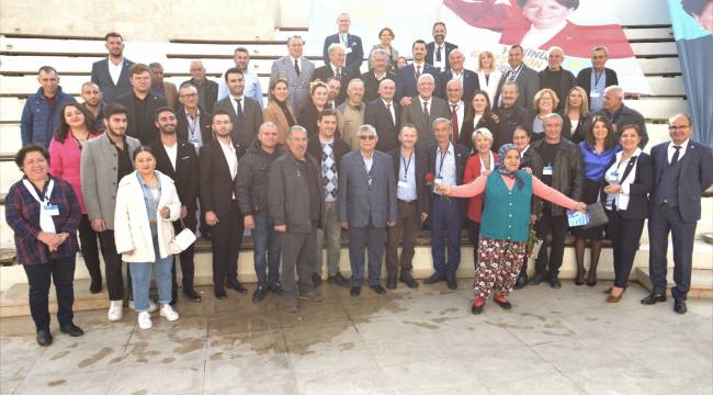 İyi Parti Menderes’ten şölen havasında kongre