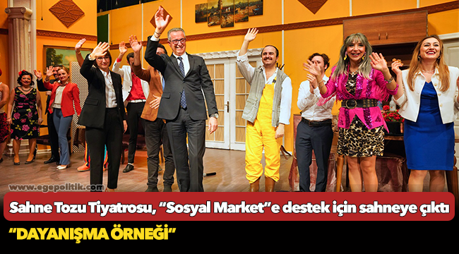 Sahne Tozu Tiyatrosu, “Sosyal Market”e destek için sahneye çıktı