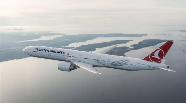 THY uçağı acil iniş yaptı: ABD'li yolcu kalp krizi geçirdi