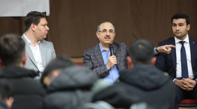 AK Parti İzmir İl Başkanı Kerem Ali Sürekli;  “Gençlerimiz, katettiğimiz mesafenin kanıtıdır.”