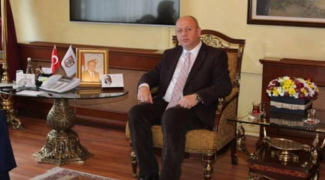 AKP'li belediye başkanı oğlunu işe aldı: 'Oğlum olduğu için değil, ihtiyaç duyduğumuzdan'