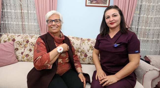 Can Butonu’yla yalnızlığı aşıyorlar