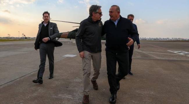 Çavuşoğlu ABD Dışişleri Bakanı Blinken'ı İncirlik Üssü'nde karşıladı
