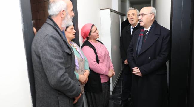 İZMİR’DE 5 BİN DEPREMZEDEYE BARINMA İMKÂNI