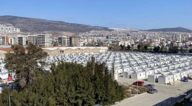 İzmir'deki konteyner kent depremzedelere hazırlanıyor