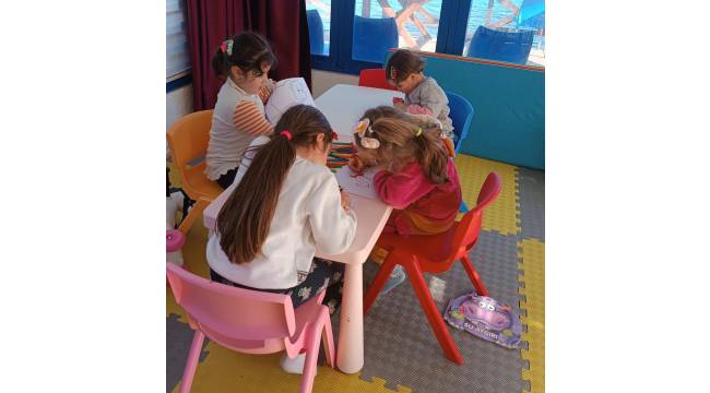 İzmir İl Milli Eğitim Müdürlüğü Farklı Etkinliklerle Misafir Öğrencilere Moral Veriyor