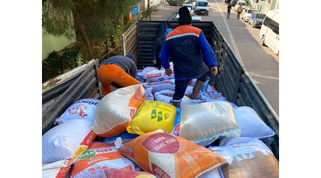 Kınık'tan afetzedelere yem desteği
