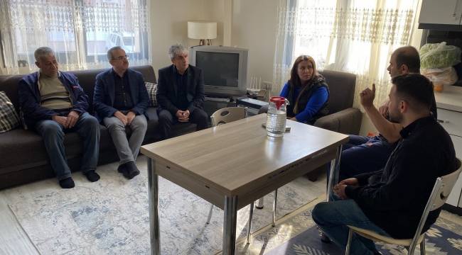 Sürekli;  “Kentsel dönüşüm yerine kendi çevrelerinde dönüyorlar”