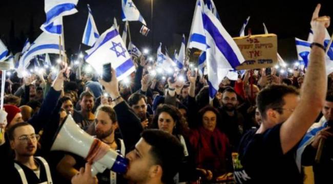 İsrail'de hükümetin yargı düzenlemesine karşı birçok sektörde grev kararı