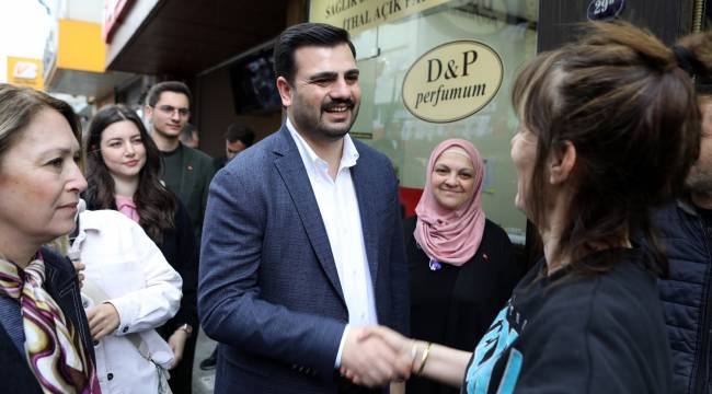 AK Partili İnan Karşıyaka’da PKK’lı teröristlerin açıklamalarını hatırlatarak ana muhalefet partisini eleştirdi