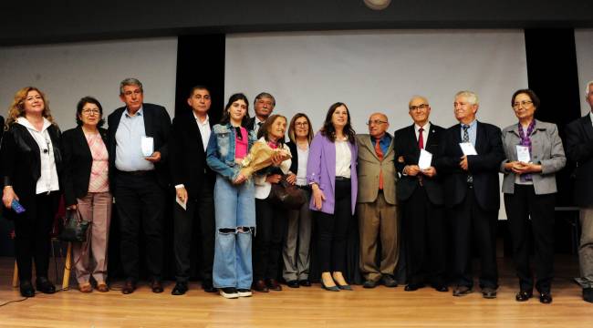 Aydınlanma Onur Ödülü Yakup Kepenek’e verildi