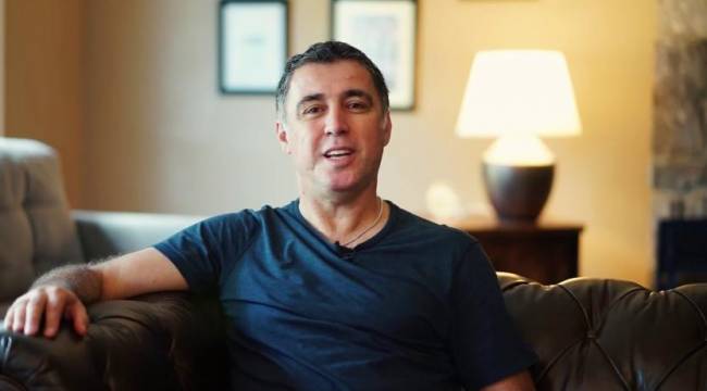 Hakan Şükür&#039;den 7 sene sonra &#039;Yeşil Kart&#039; açıklaması