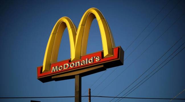 McDonald's ABD ofislerini geçici olarak kapattı, işten çıkarmalara hazırlanıyor