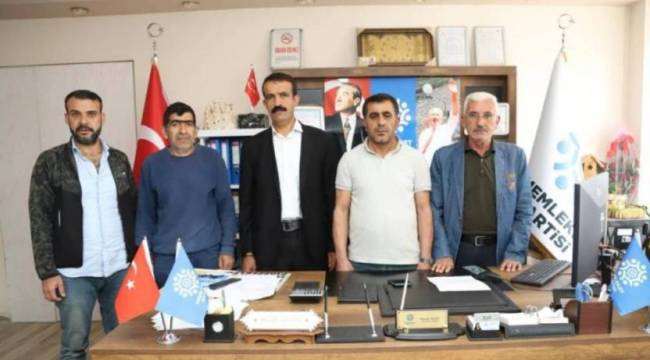 Memleket Partisi Kahta ilçe yönetimi istifa etti