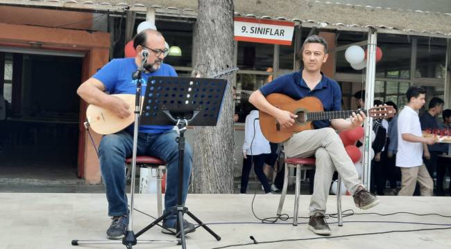 Çınarlı mezunlarının gurur günü