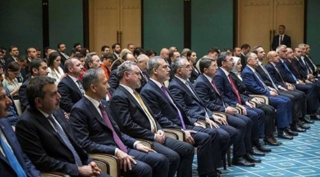 Erdoğan bakanlarını topluyor: Gündem ekonomi
