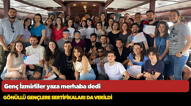 Genç İzmirliler yaza merhaba dedi