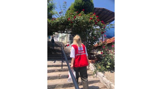 İhtiyaç sahiplerine el uzattılar