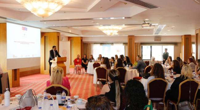 İzmir İl Milli Eğitim Müdürlüğü “Okul Öncesi Eğitim Programı Eğitimi Kursu” Düzenledi