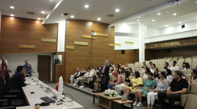 İzmir İl Milli Eğitim Müdürü Dr. Murat Mücahit Yentür Aday Ögretmenlerle Bir Araya Geldi