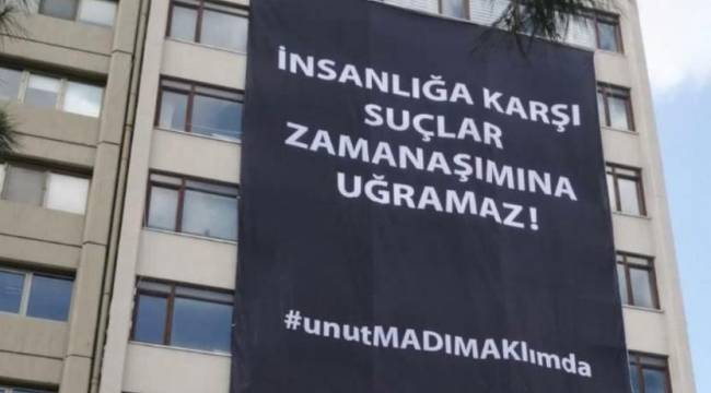 Sivas Katliamı'nın 30. yılında Ankara Barosu 'zaman aşımına' karşı pankart astı