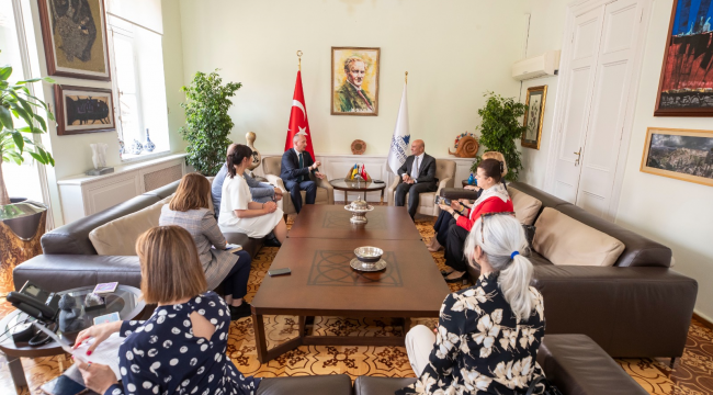 Soyer Ukrayna’nın İstanbul Başkonsolosu Nedilskyi’i ağırladı