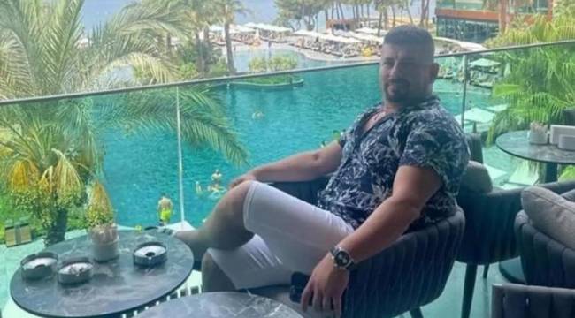 Lüks aracıyla gündeme gelen polis, aracında ölü bulundu