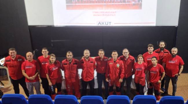 Büyük depremin gününde Akut İzmir Torbalı semineri