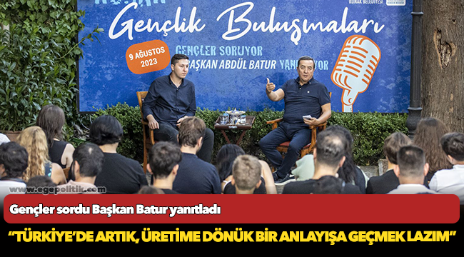 Gençler sordu  Başkan Batur yanıtladı