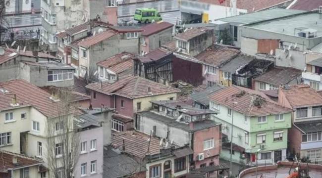 Yerel seçim öncesi ‘imar affı’ bekleyenlere bakandan yanıt: Başlarına belayı satın almasınlar