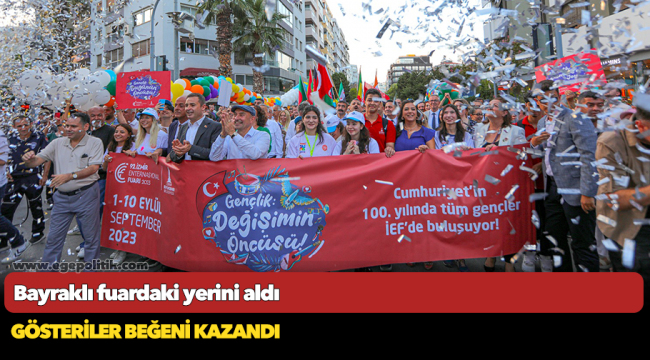 Bayraklı fuardaki yerini aldı