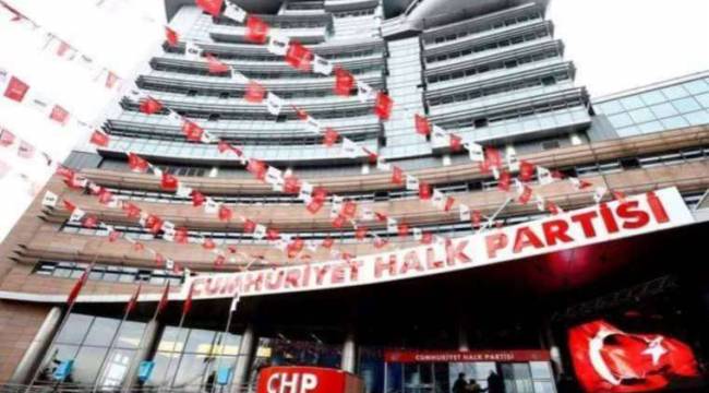 CHP'de danışman atamaları 'şeffaflık' üzerinden tartışılmaya devam ediyor: 'Sağ görüş' eleştirisi