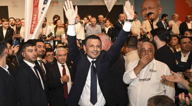 CHP İstanbul Kongresi'nde kazanan Özgür Çelik oldu