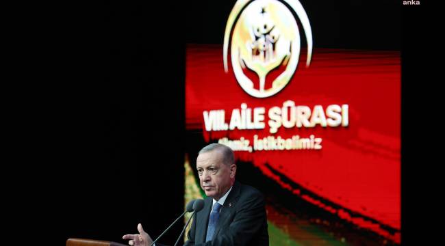 Erdoğan: “Ne oldu insan hakları evrensel beyannamesi? Hiç bakmıyor musunuz? İşlerine gelmezse bakmazlar. Niye? Akan kan Müslüman kanı da onun için”